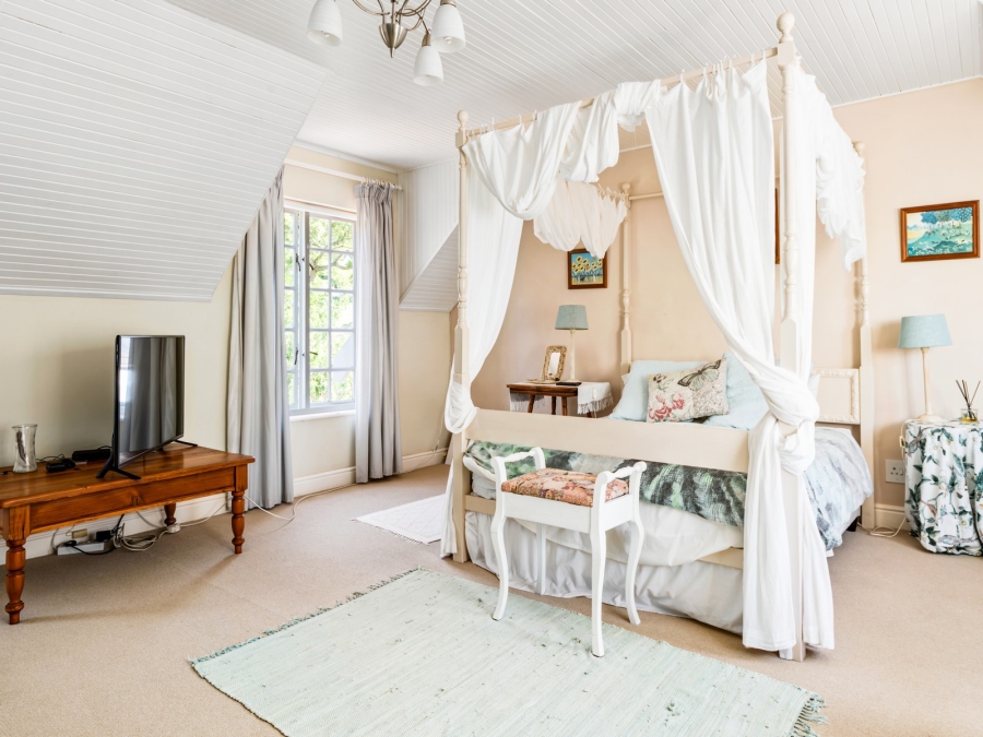 4 Bedroom Property for Sale in Belvidere Estate Western Cape